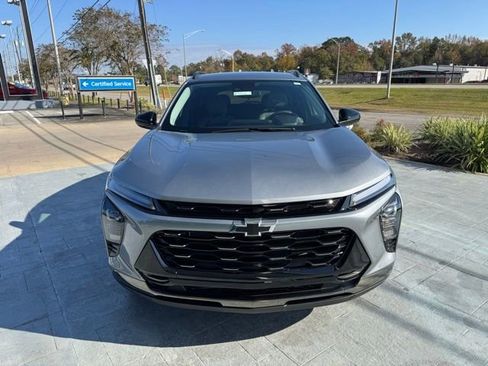 New 2026 Chevrolet Trax ACTIV w/ Driver Confidence Package image 2