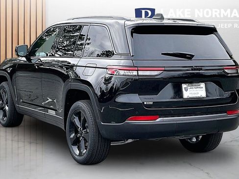 New 2026 Jeep Grand Cherokee Limited w/ Limited Altitude Package AWD/4WD image 7