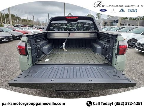 New 2025 Hyundai Santa Cruz Limited image 8