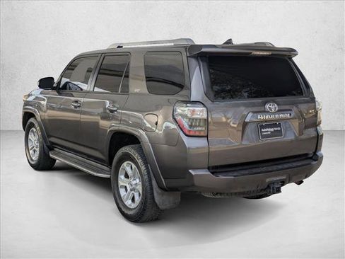 Used 2016 Toyota 4Runner SR5 image 8