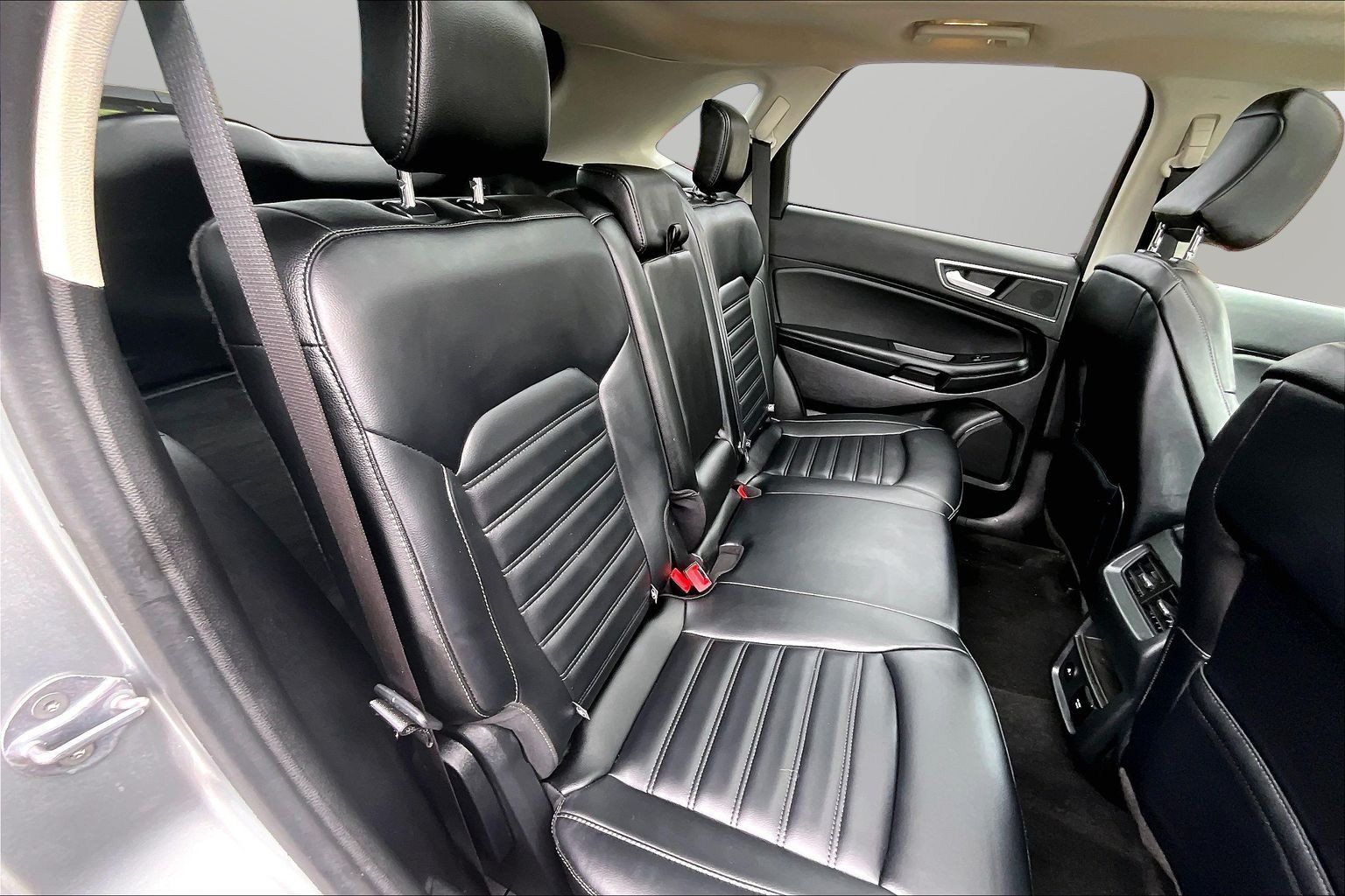 Used 2024 Ford Edge SEL w/ Convenience Package AWD/4WD image 17