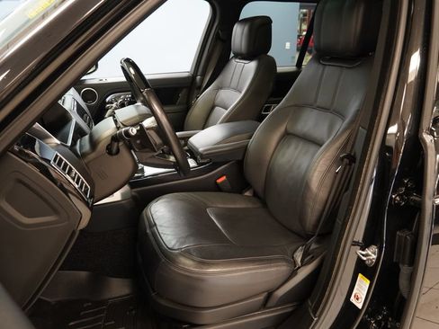 Used 2019 Land Rover Range Rover Supercharged AWD/4WD image 3