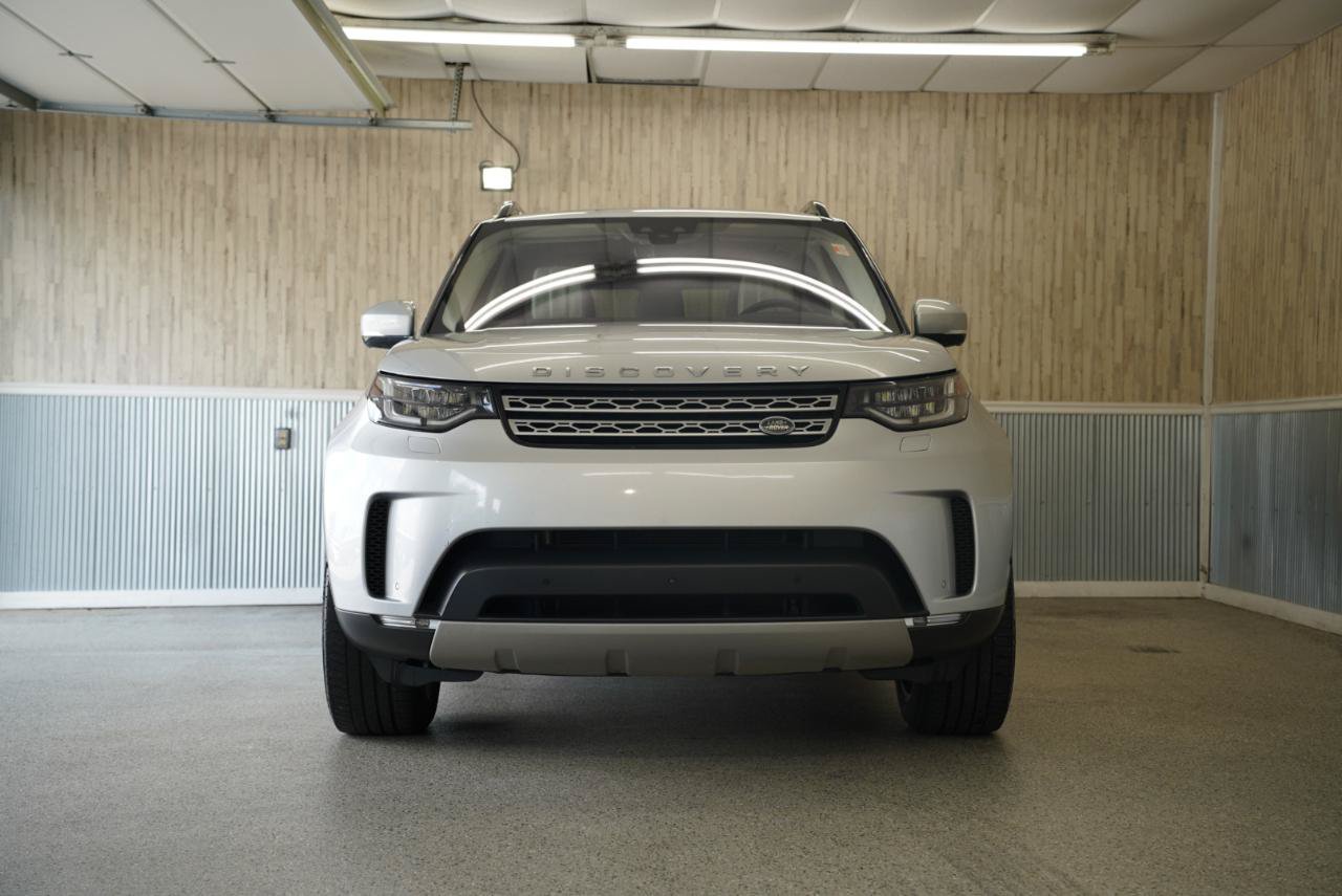 Used 2018 Land Rover Discovery HSE Luxury AWD/4WD image 2