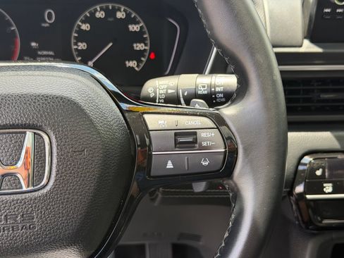 Used 2025 Honda Pilot Touring image 20