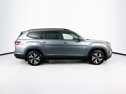 Used 2024 Volkswagen Atlas SE AWD/4WD image 10