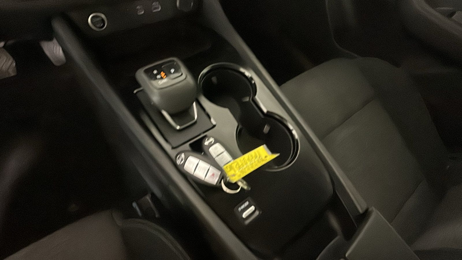 Used 2021 Nissan Rogue S FWD image 23