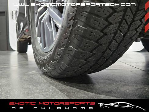 Used 2022 Nissan Armada SL w/ Captain's Chairs Package AWD/4WD image 48