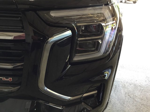 New 2027 GMC Terrain AT4 w/ Technology Package II AWD/4WD image 7