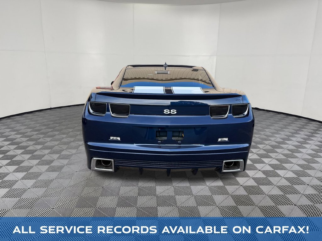 Used 2010 Chevrolet Camaro SS w/ LPO, Ground Effects Package RWD image 4