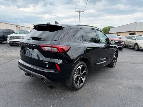 Used 2023 Ford Escape ST-Line Select w/ Tech Pack #2 AWD/4WD image 11