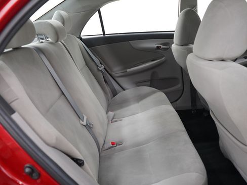 Used 2013 Toyota Corolla LE image 11