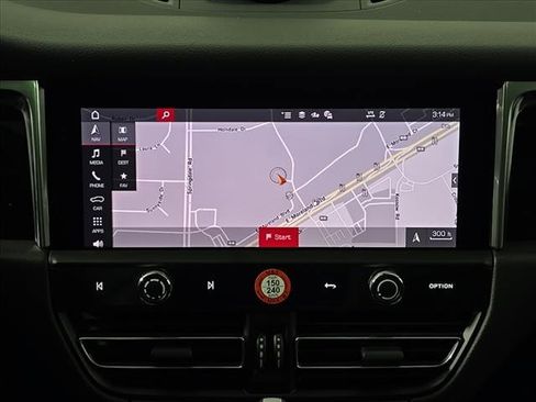 Certified 2025 Porsche Macan image 20