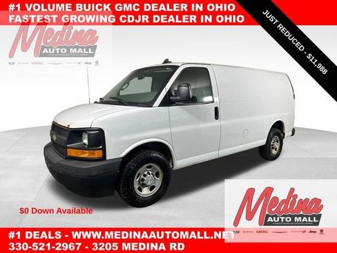 Used 2017 Chevrolet Express 2500 RWD image 1