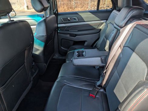 Used 2016 Ford Explorer Sport image 21