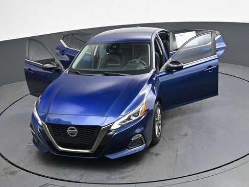 Used 2020 Nissan Altima 2.5 SR image 36