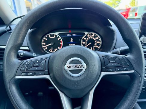 Used 2022 Nissan Altima 2.5 SV FWD image 33