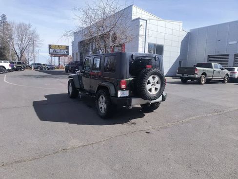 Used 2009 Jeep Wrangler Unlimited Sahara w/ Dual Top Group image 3