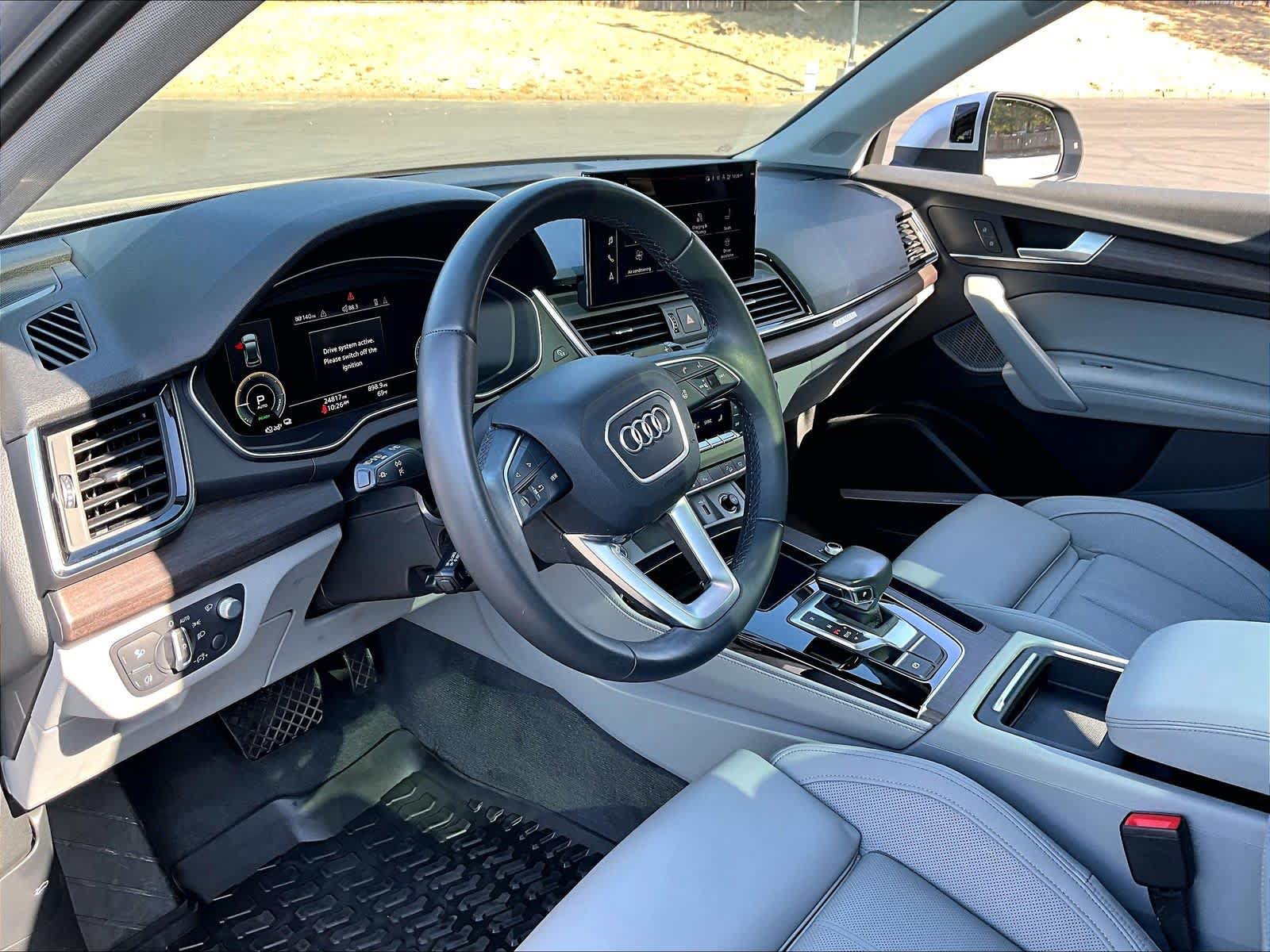 Used 2022 Audi Q5 e Prestige AWD/4WD image 16