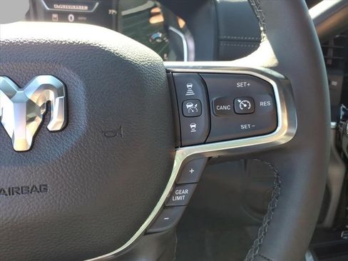 New 2026 RAM 2500 Laramie AWD/4WD image 27