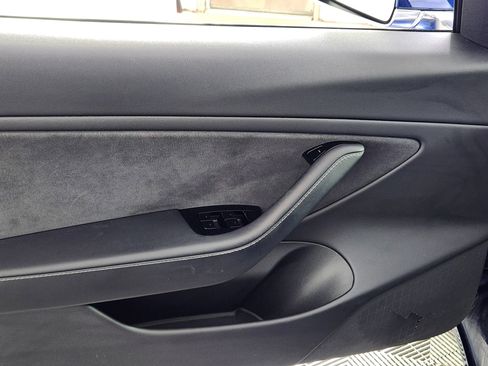 Used 2020 Tesla Model 3 Long Range image 16