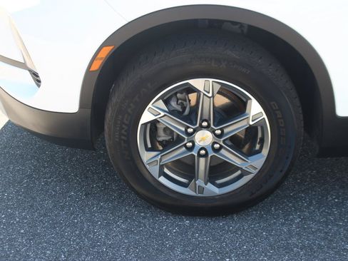 Used 2024 Chevrolet Blazer LT w/ Convenience Package FWD image 27