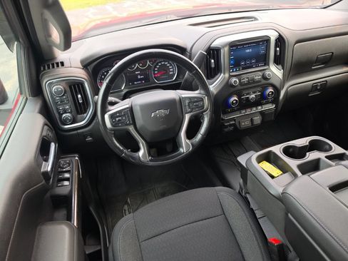 Used 2021 Chevrolet Silverado 1500 RST w/ Max Trailering Package AWD/4WD image 8