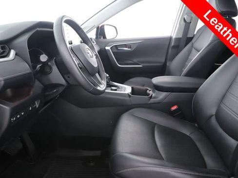 Used 2022 Toyota RAV4 Limited w/ Limited Grade Weather Package AWD/4WD image 16