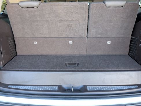 Used 2015 GMC Yukon Denali w/ Premium Package image 41