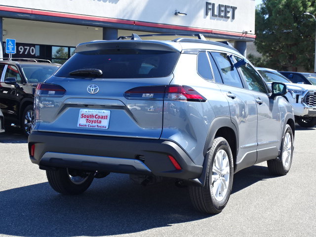 New 2026 Toyota Corolla Cross LE FWD image 5