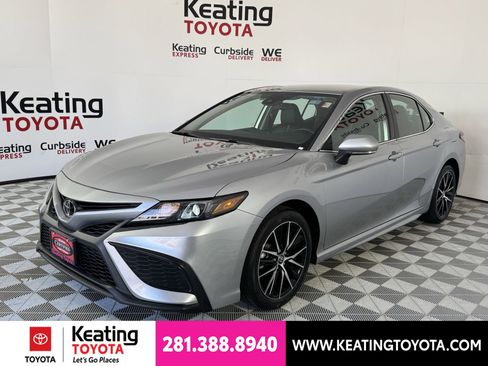 Certified 2024 Toyota Camry SE FWD image 10