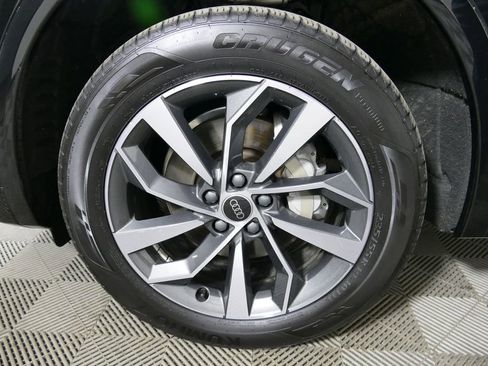 Used 2023 Audi Q5 2.0T Premium w/ Convenience Package AWD/4WD image 32