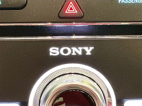 Used 2018 Ford Explorer Platinum image 20