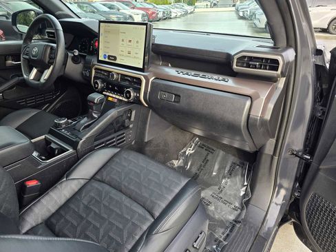 Certified 2025 Toyota Tacoma TRD Off-Road w/ TRD Off Road Premium Package image 12