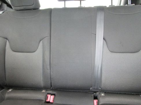 Used 2019 Jeep Renegade Sport w/ Sport Appearance Group AWD/4WD image 20