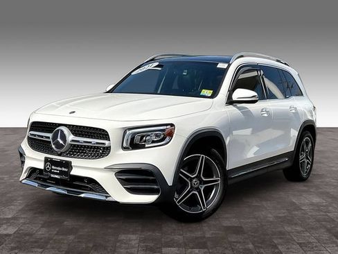 Certified 2021 Mercedes-Benz GLB 250 4MATIC image 3