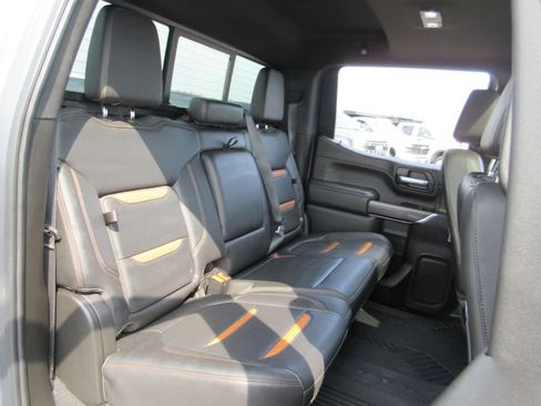 Used 2020 GMC Sierra 1500 AT4 w/ Off-Road Performance Package AWD/4WD image 28