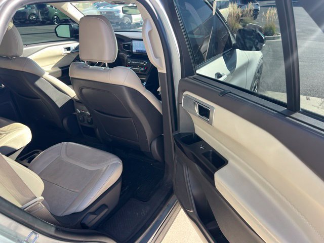 Used 2020 Ford Explorer Platinum AWD/4WD image 27
