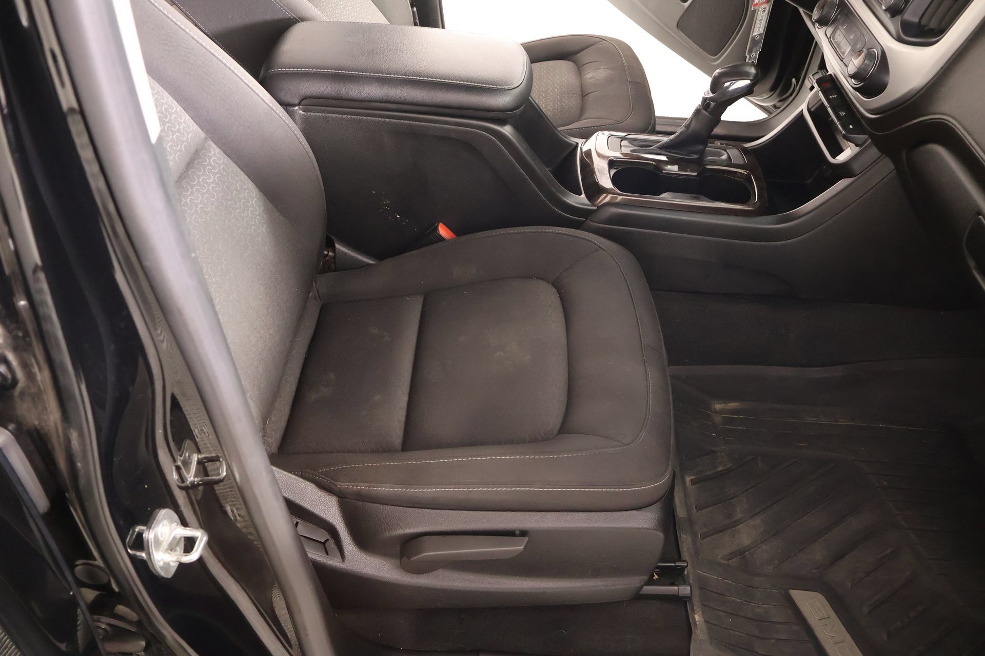 Used 2022 GMC Canyon Elevation w/ Trailering Package AWD/4WD image 12