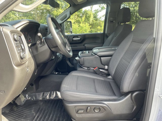 Used 2024 Chevrolet Silverado 2500 Custom w/ Custom Convenience Package AWD/4WD image 12