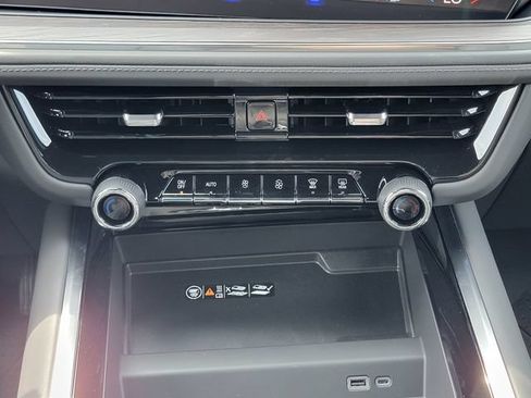 New 2026 Chevrolet Tahoe Z71 w/ Comfort Package AWD/4WD image 21