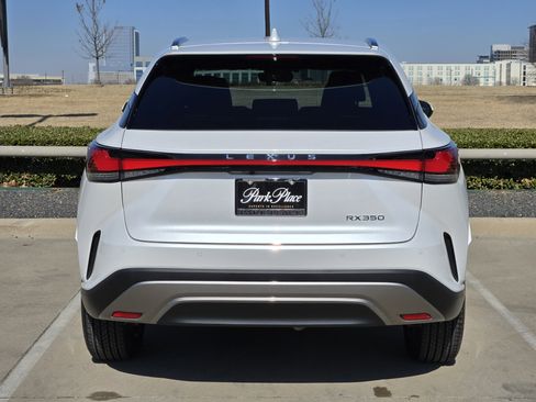 Used 2025 Lexus RX 350 Premium image 5