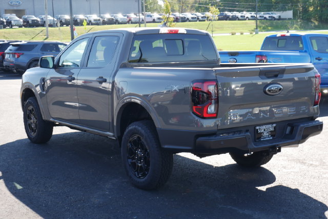 New 2026 Ford Ranger XLT w/ Black Appearance Package AWD/4WD image 9