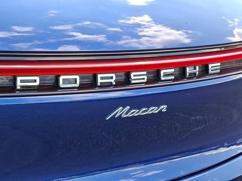 Used 2024 Porsche Macan image 33