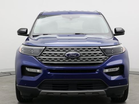 Used 2021 Ford Explorer Limited RWD image 2