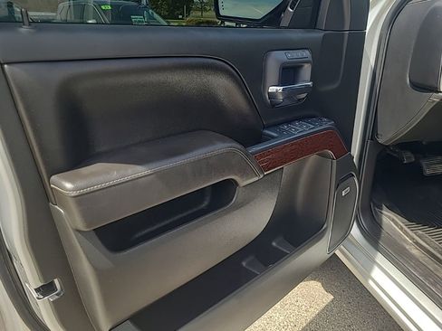 Used 2017 GMC Sierra 1500 SLT w/ SLT Premium Package AWD/4WD image 12