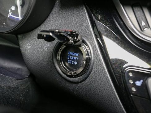 Used 2018 Toyota C-HR XLE image 24