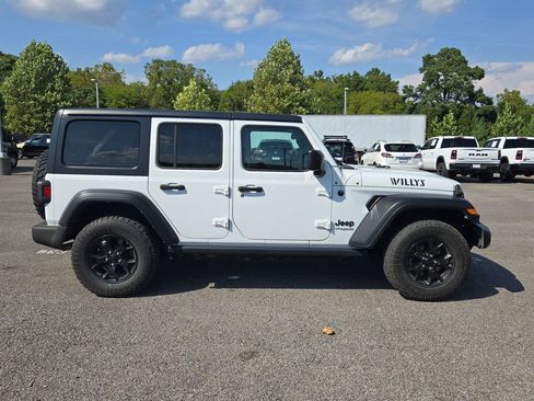 Used 2021 Jeep Wrangler Unlimited Sport AWD/4WD image 8