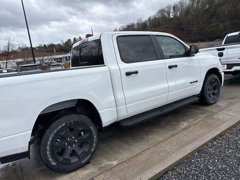New 2026 RAM 1500 Express AWD/4WD image 5
