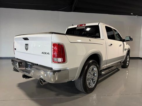 Used 2015 RAM 1500 Laramie w/ Convenience Group AWD/4WD image 4