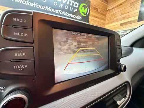 Used 2020 Hyundai Kona SE w/ Cargo Package image 21